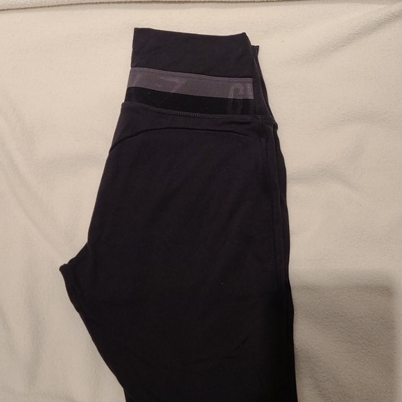 Gymshark Empower Leggings - Picture 2 of 5